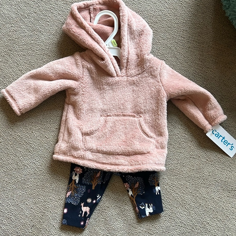 Carters 3pm old fleece hoodie and pant set- baby girl. NWT